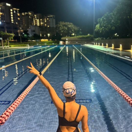 Khuôn Viên Hồ Bơi SaLa